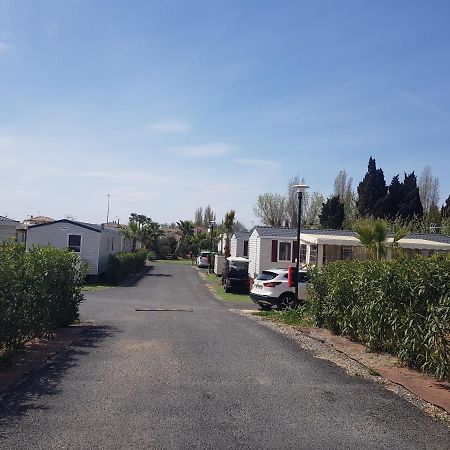 Mobil Home 8 Personnes Les Sables Du Midi Sérignan Exterior photo
